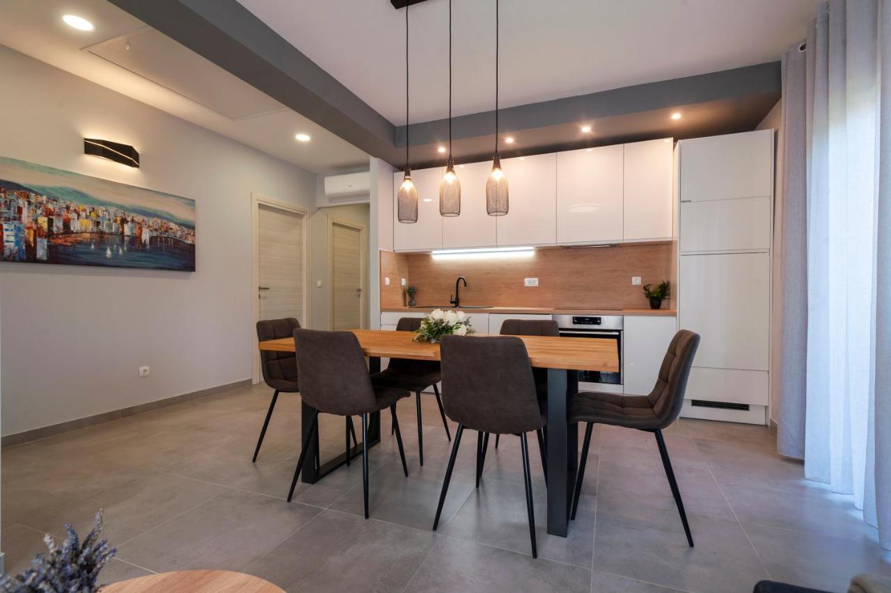 Villa Latica Dicmo ภายนอก รูปภาพ